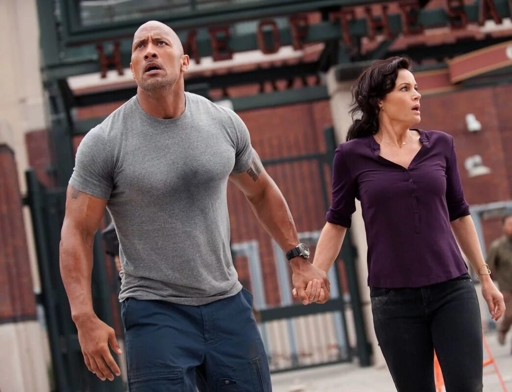 Ночной беглец (2015). Pes 17 xbox 360. "z for zachariah", 2015. Джейсон стэтхэм шальная карта. Крид: наследие рокки (2015).