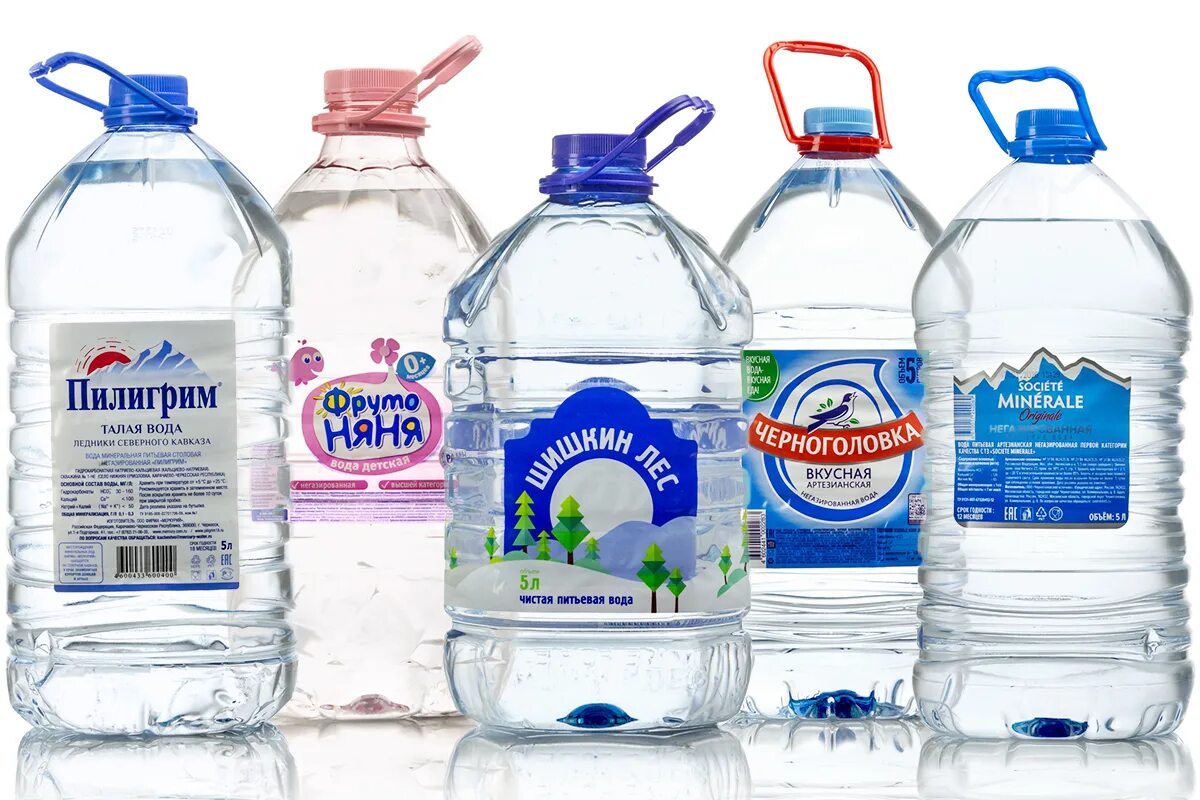 Купить воду в тульской области. Питье воды. Питьевая вода в бутылках. Питьевые Минеральные воды. Марки бутилированной воды.