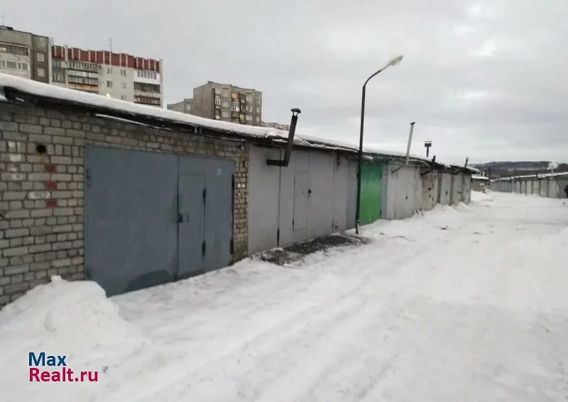 Гараж 36 кв. Гаражи в мурманске. Гаража любовь мурманск. Мурманск гаражи ночью. В гараже мурманск.