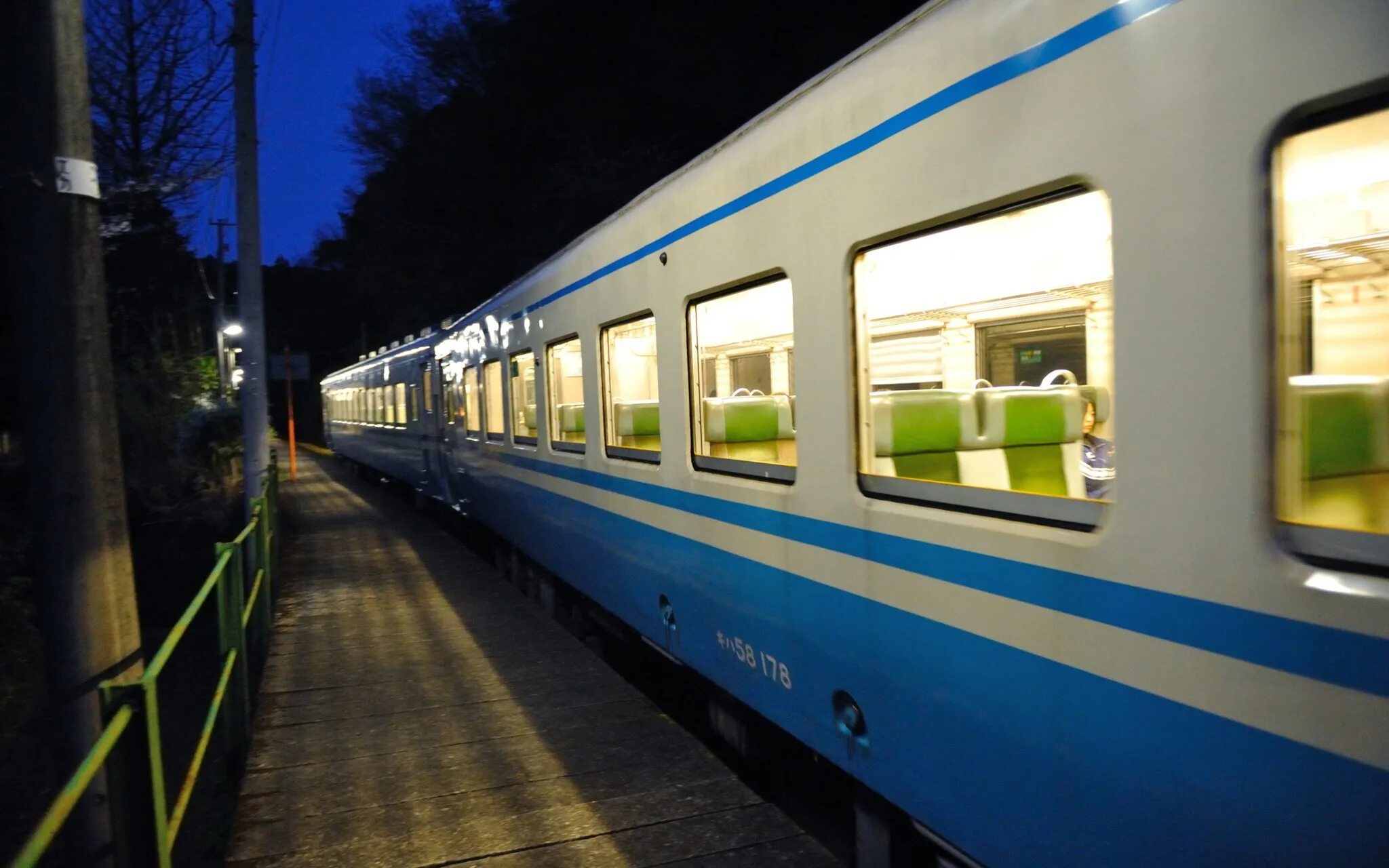 Индия поезд hd. 1 2 3 train with me. Паровозик томас сзади. Dancing train. 1 2 3 train with me.