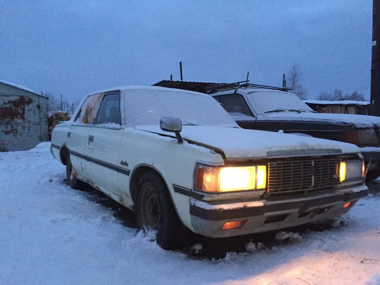 Краун разбор. Тойота краун 110. toyota crown ms110. тойота краун 110 кузов. toyota crown 93.