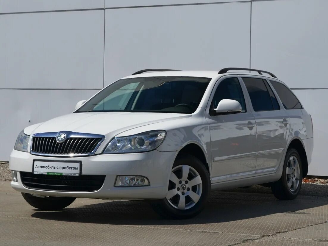 Skoda Octavia универсал 2012. Шкода Октавиа универсал 2012.