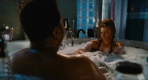 Hall pass hot tub scene.