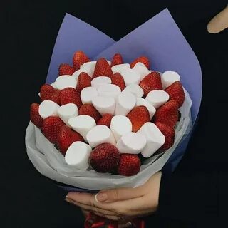 Подарок женщине на 14 февраля