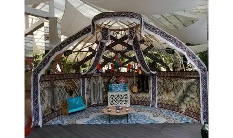 Шарлотта Ле Бон порно