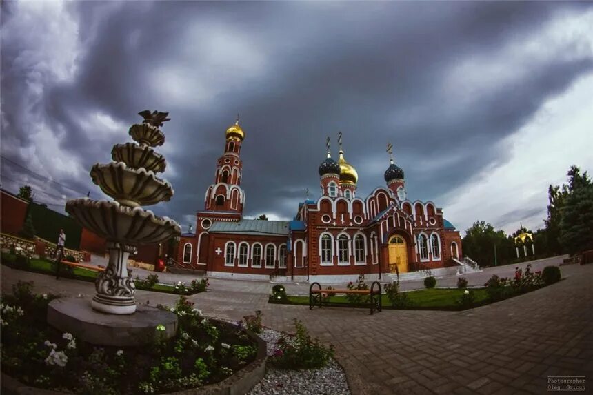 Свято мужской монастырь тольятти. Воскресенский монастырь (Тольятти). Воскресенский мужской монастырь Тольятти. Церковь в Портпоселке Тольятти. Воскресенский монастырь (Самара).