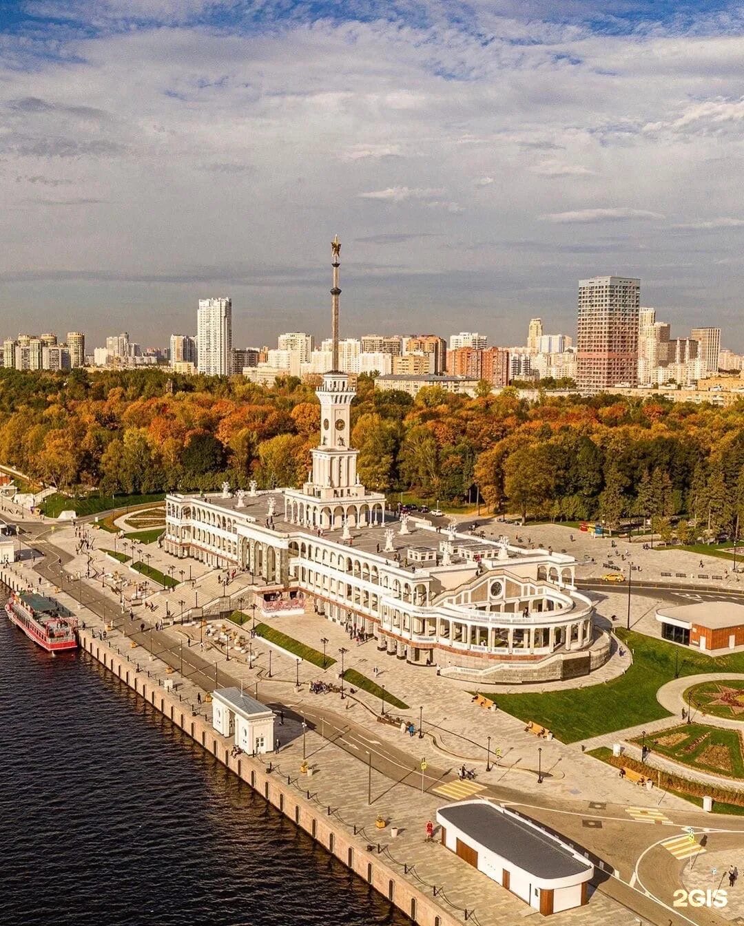 Речной порт Москва Речной вокзал. Северный Речной вокзал. Московский Северный Речной вокзал. Северный порт Речной вокзал.