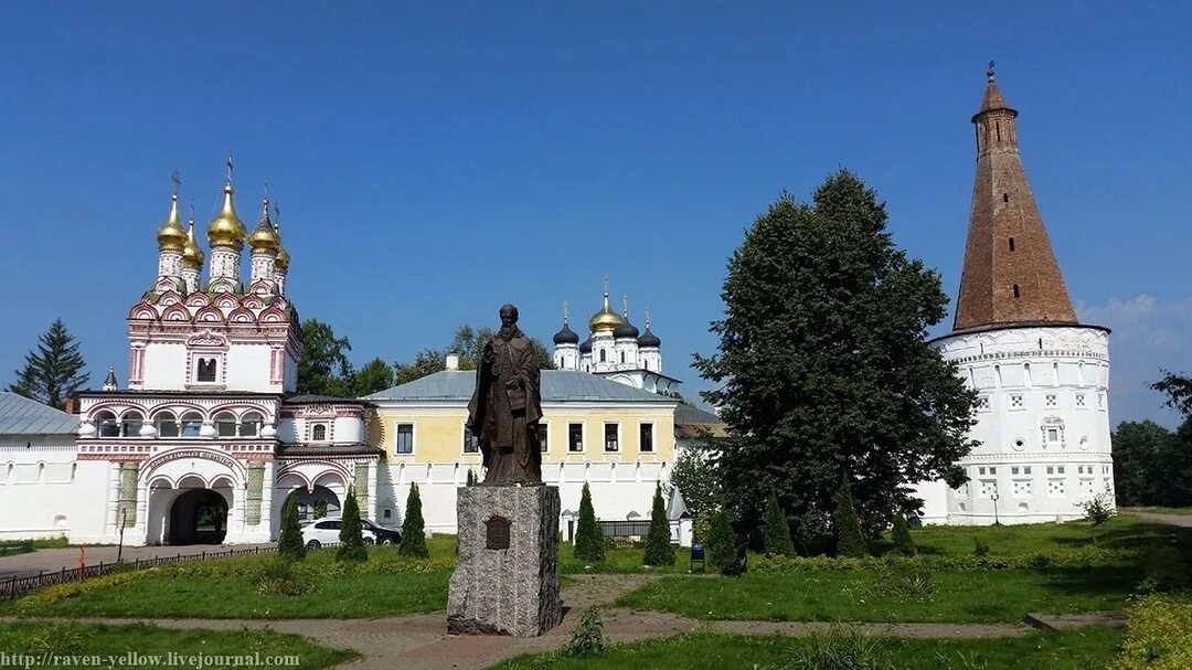 История волоцкого монастыря. Иосифо-волоколамский монастырь. иосифо волоцкий монастырь иосифо волоцкий. волоколамский монастырь иосифа волоцкого.