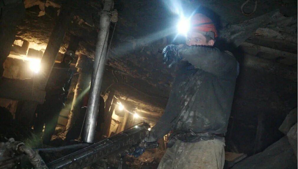 Распадская угольная компания междуреченск. Шахта распадская междуреченск. Шахта распадская в городе междуреченск. Абк шахта распадская. Шахта распадская междуреченск.