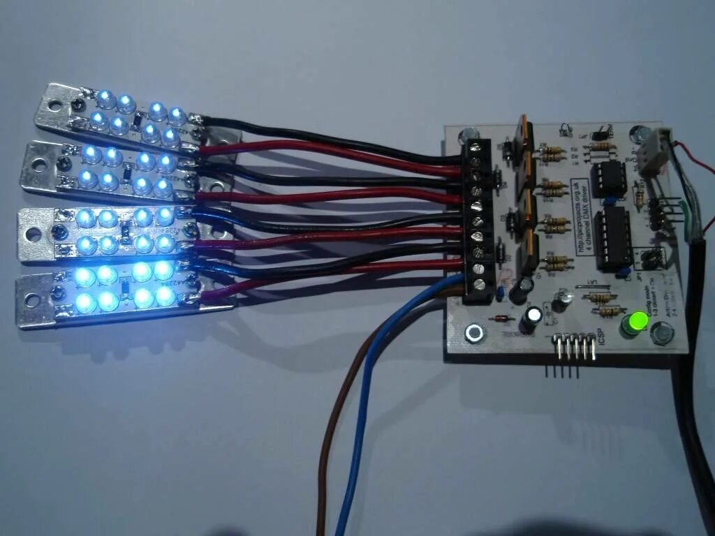 Контроллер ардуино для светодиодной ленты. 4 Контактная светодиодная лента Arduino. Программируемый DMX 512 led лента светодиодная. Светодиодная лента 12 вольт на квадроцикл. Сборка работа и программирование нескольких светодиодов