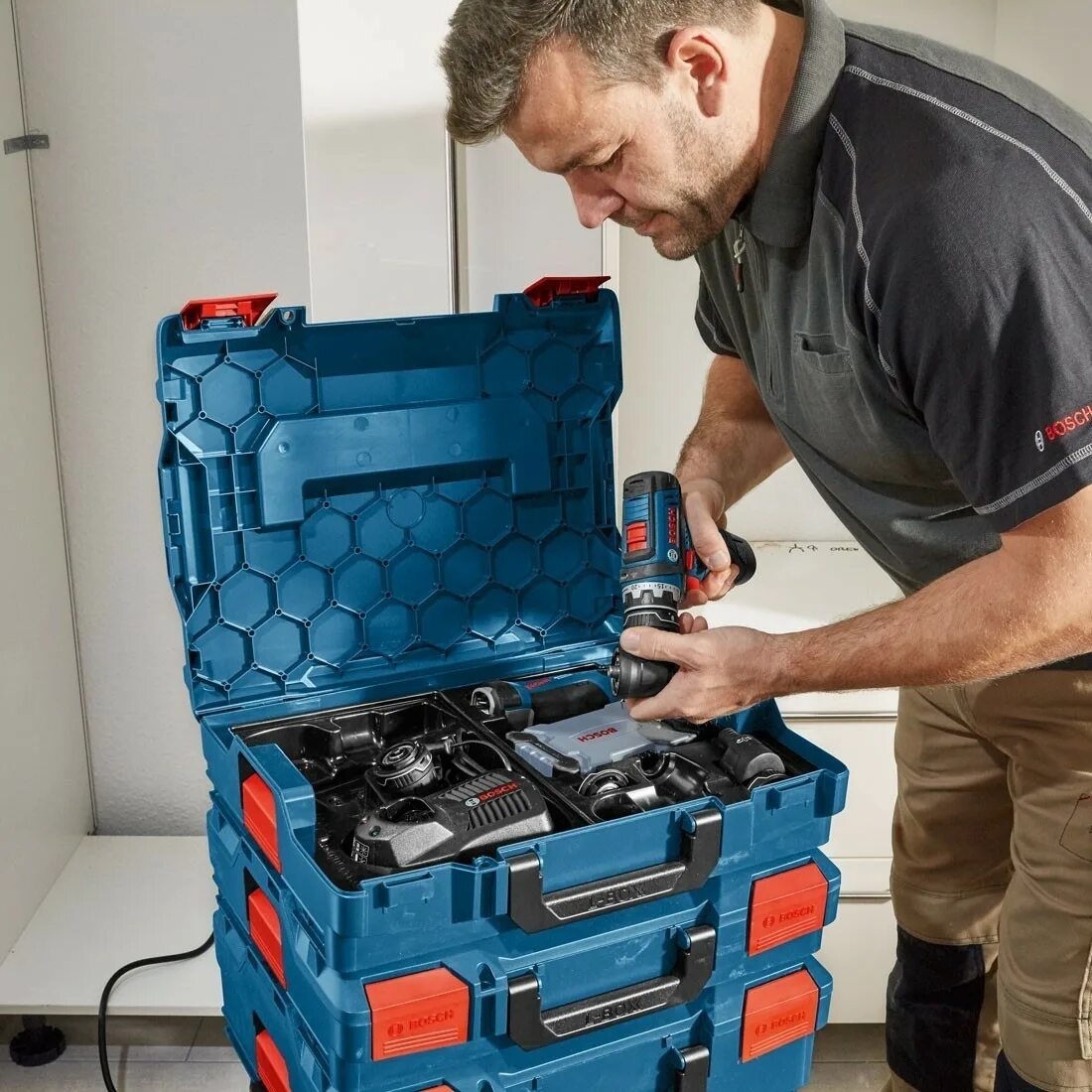 Кейс для хранения инструмента. Bosch l-boxx 136. bosch l-boxx 102. чемодан bosch l-boxx 136. кейс bosch l-boxx.