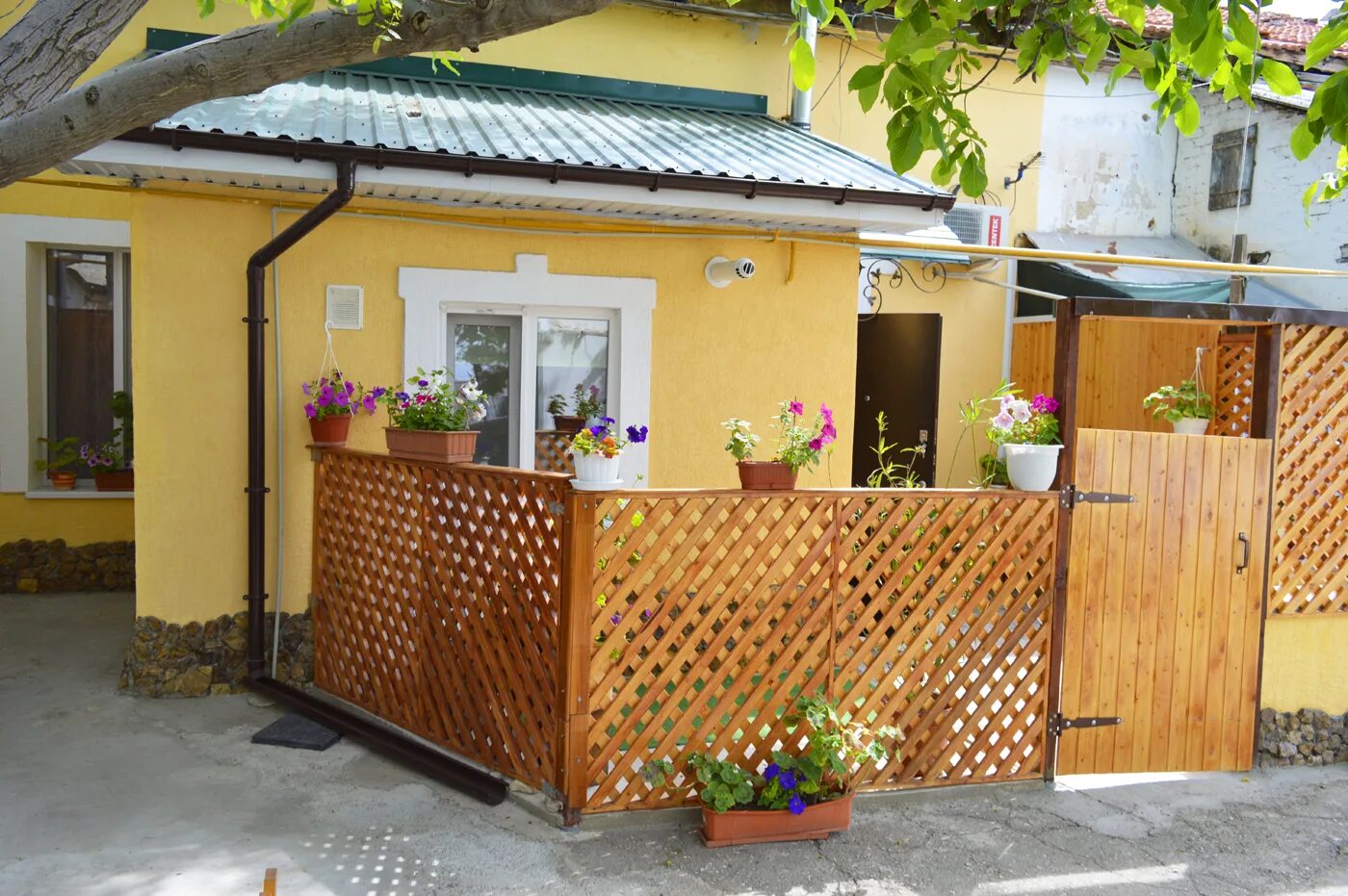 дом недорого феодосия