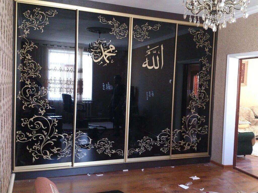 Киргу дагестан шкафы купе. Шифоньеры в киргу. Шкафы купе в дербенте. Шкаф купе ампир люкс киргу. Шкафы купе в махачкале в киргу.