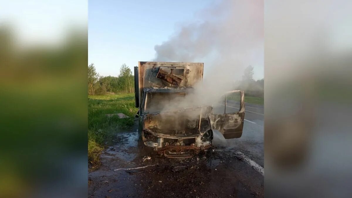 Чп в ярославской области. Газель на трассе. Сгорела Газель сегодня на трассе.