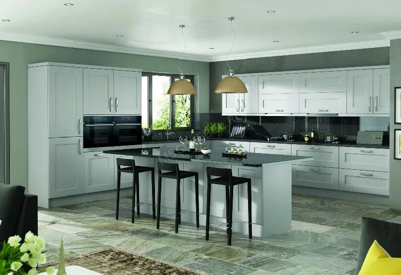 холодильник на кухне. кухонный гарнитур с островком. островной кухонный гарнитур. кухонный островок. кухни отдельными.