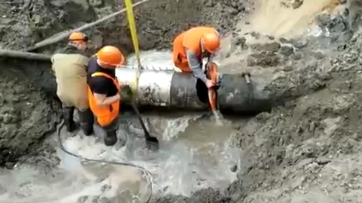 Горячая вода левобережная. Водоканал Воронеж. Отдел в водоканале Воронеж уекнс.