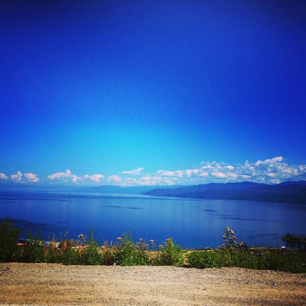 ольхон в июне. западный байкал в августе. остров ольхон август пляж. остров ольхон август. байкал в августе.