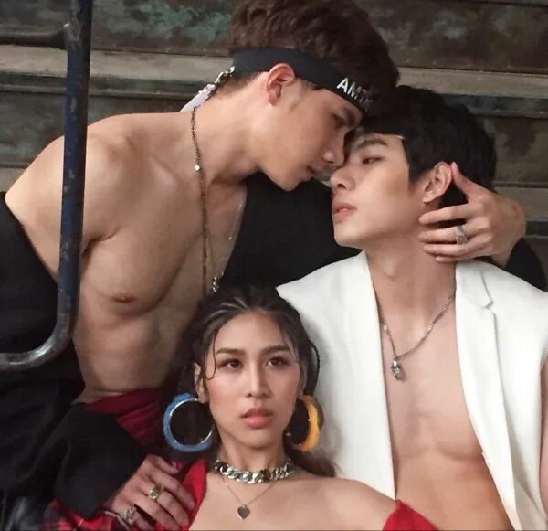 Макс фае. Макс фае. Компрессор solmax беспроводной 60 вт. Беспроводные сети wimax. Max fun шоколад.