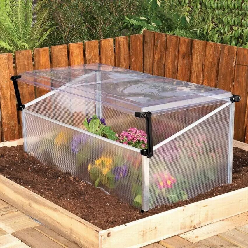 Как сделать парник своими руками для рассады. Мини парник для рассады. Мини парник для рассады капусты. Мини парник для помидоров. Парник под рассаду.