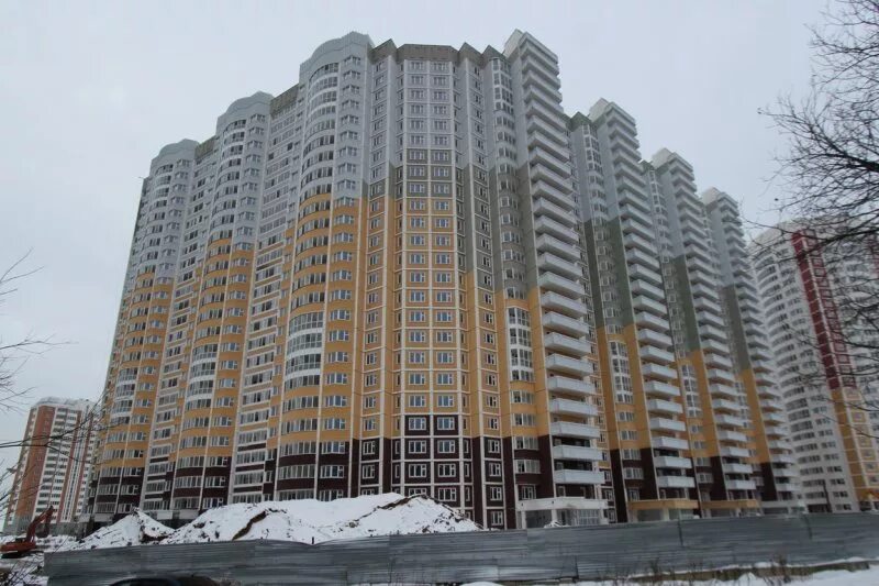 Петлякова 25 москва. Улица авиаконструктора петлякова. Школа улица авиаконструктора петлякова. Улица авиаконструктора петлякова 7. Улица авиаконструктора петлякова.
