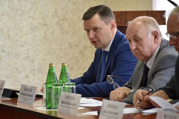 Муниципальные земельные комитеты. Дума шпаковского муниципального округа. Комитет образования михайловск. Земельный комитет хвалынск. Шпаковский земельный комитет.