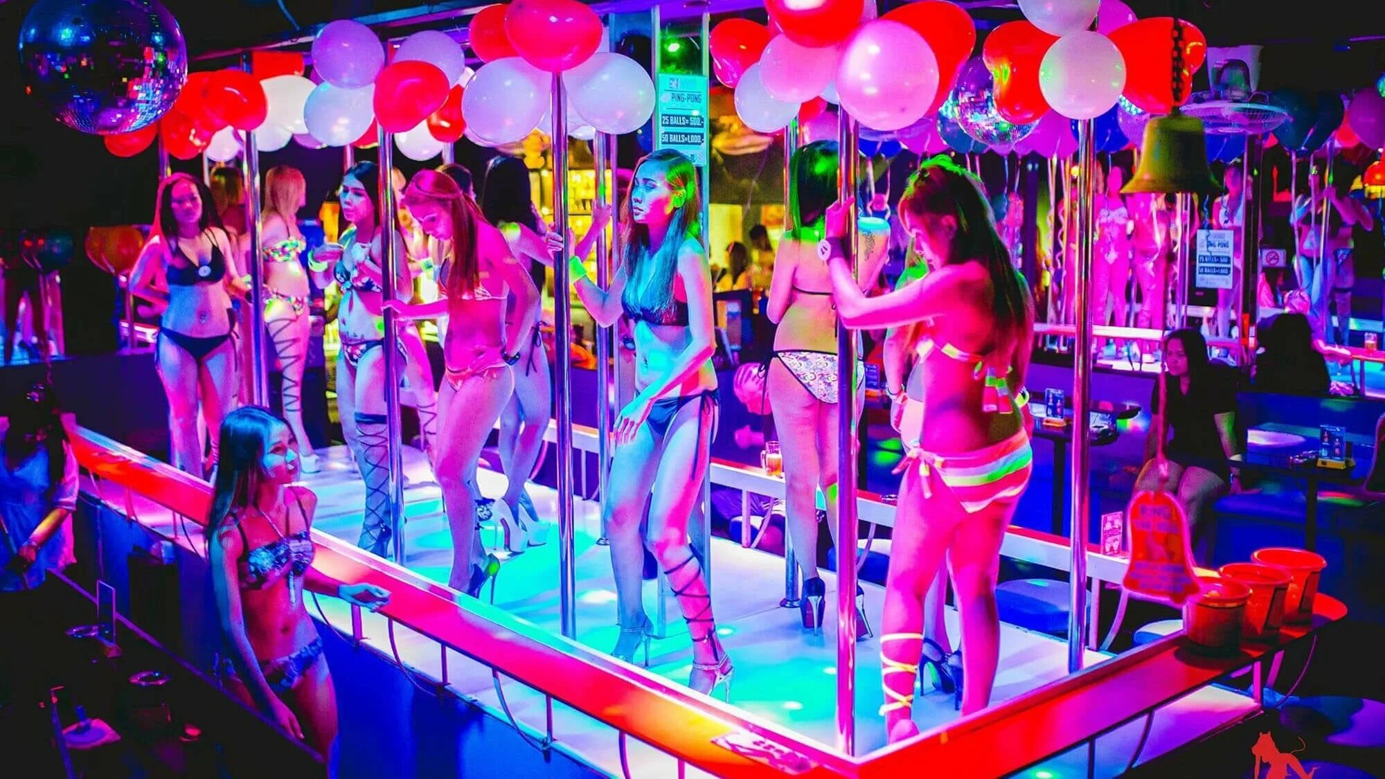 Гоу гоу тайланд. Go go бар москва. Пинг понг шоу патонг. Го го бар тайланд. Тайские танцовщицы гоу гоу.