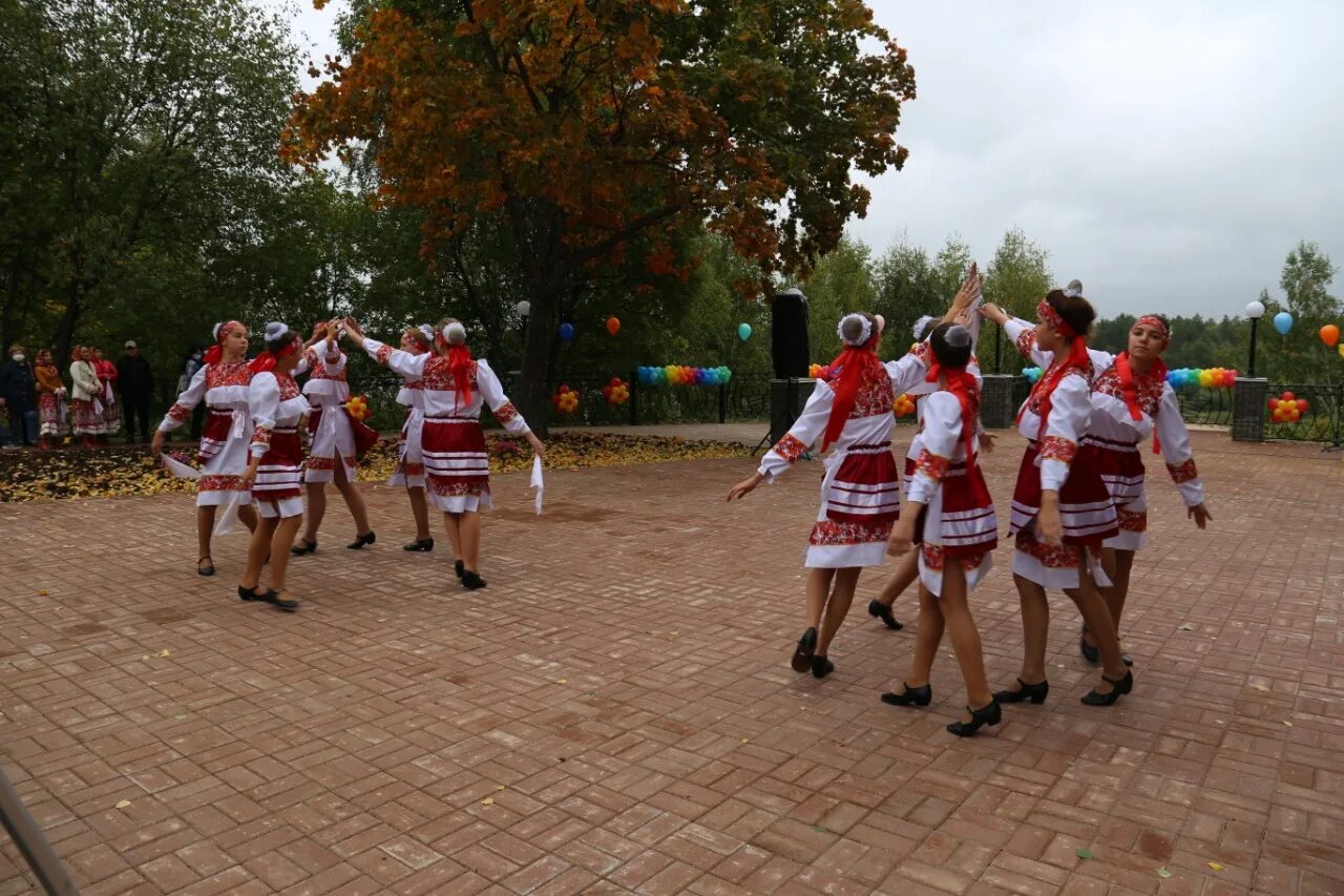 Новости воскресенское нижегородской области. Рабочий посёлок Воскресенское. Фестиваль поселок Воскресенский район. Набережная Воскресенское Нижегородской области. Подслушано Воскресенское Нижегородской области.