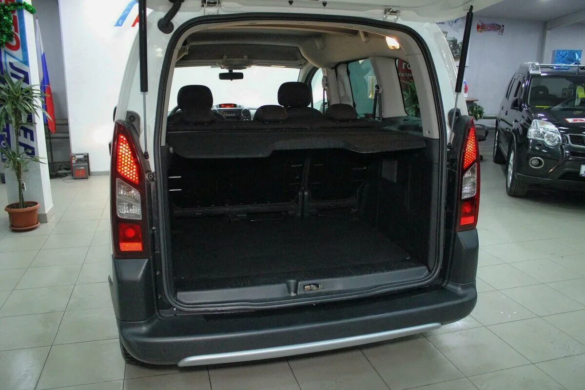 Peugeot partner 2. Peugeot partner 2. Peugeot partner, 2011 2 поколение. Peugeot partner crossway 2022. Peugeot partner 2.