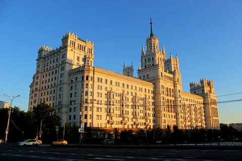 Жилой дом на котельнической набережной