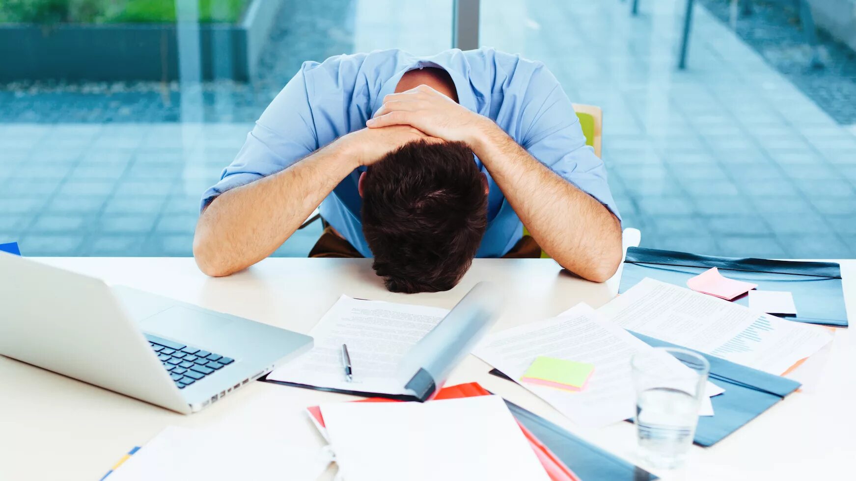 Small mistakes. Marketing mistakes. Small mistakes. Marketing mistakes. Монитор дизайнер инфографика.