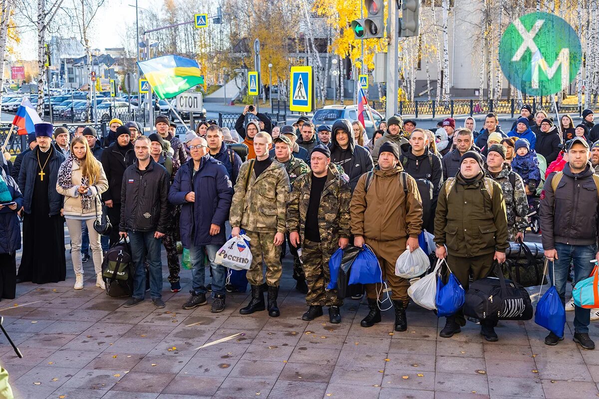 Выплаты добровольцам хмао. Добровольцы хмао. добровольцы отправка. нягань отправка добровольцев рыженков.