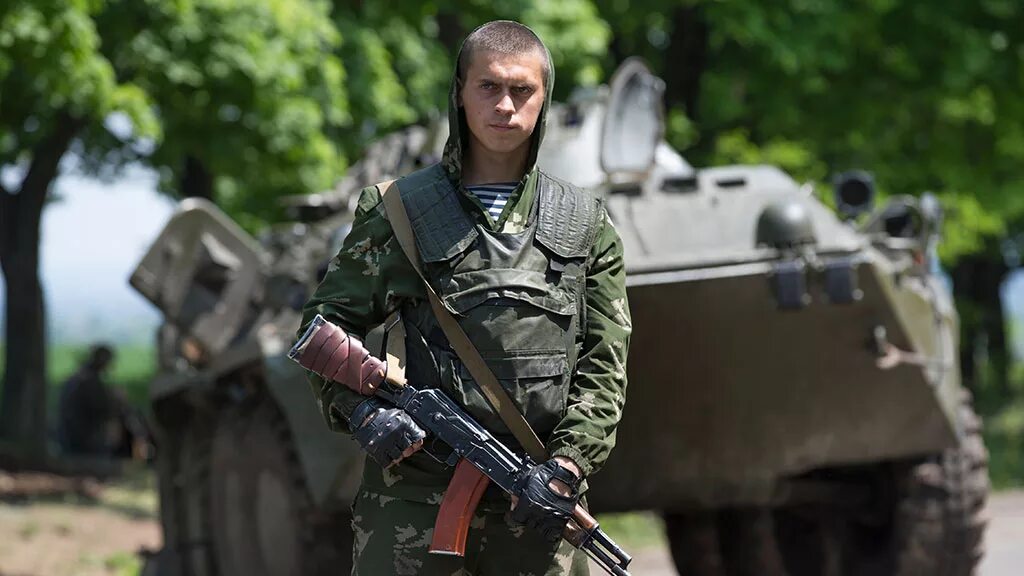 Рядовой российского ополчения. Солдаты донецка. солдат ополчения. солдаты лнр.