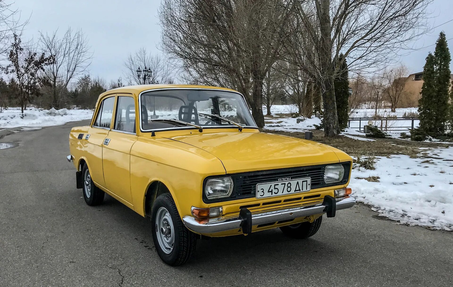 Автомобиль москвич 2140. Москвич 2140. АЗЛК-2140 «Москвич». Москвич 2140 инвалидный. АЗЛК 2140 Москвич модель.