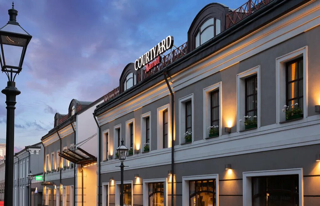 7. Отель кортъярд, вознесенский переулок, 7, москва. Кортъярд марриотт москва вознесенский переулок 7. Арткор отель москва. Отель кортъярд марриотт москва.