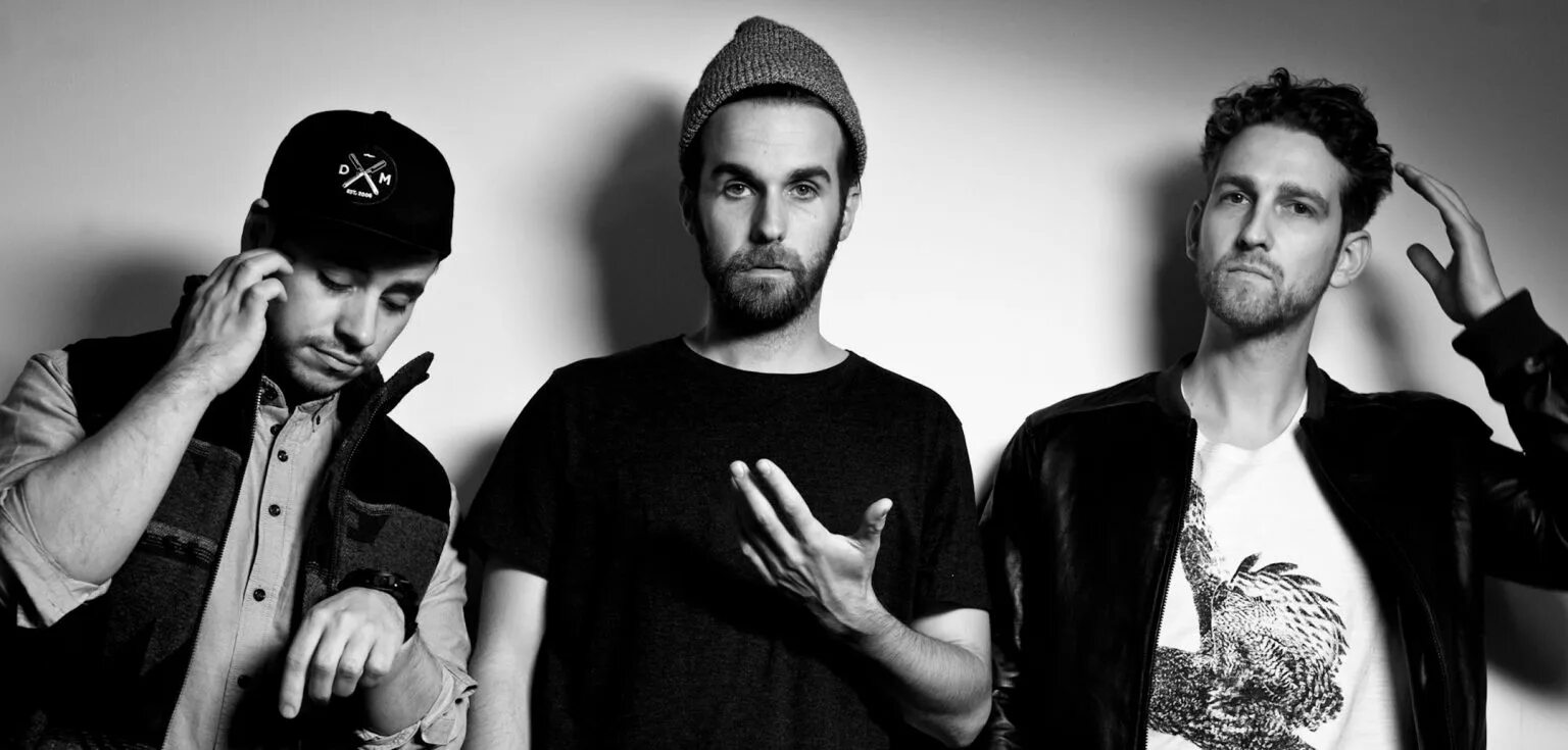 Ok kid band обложки альбомов. Радиохед ок компьютер. Ok kid. Ok kid. Ok kid.