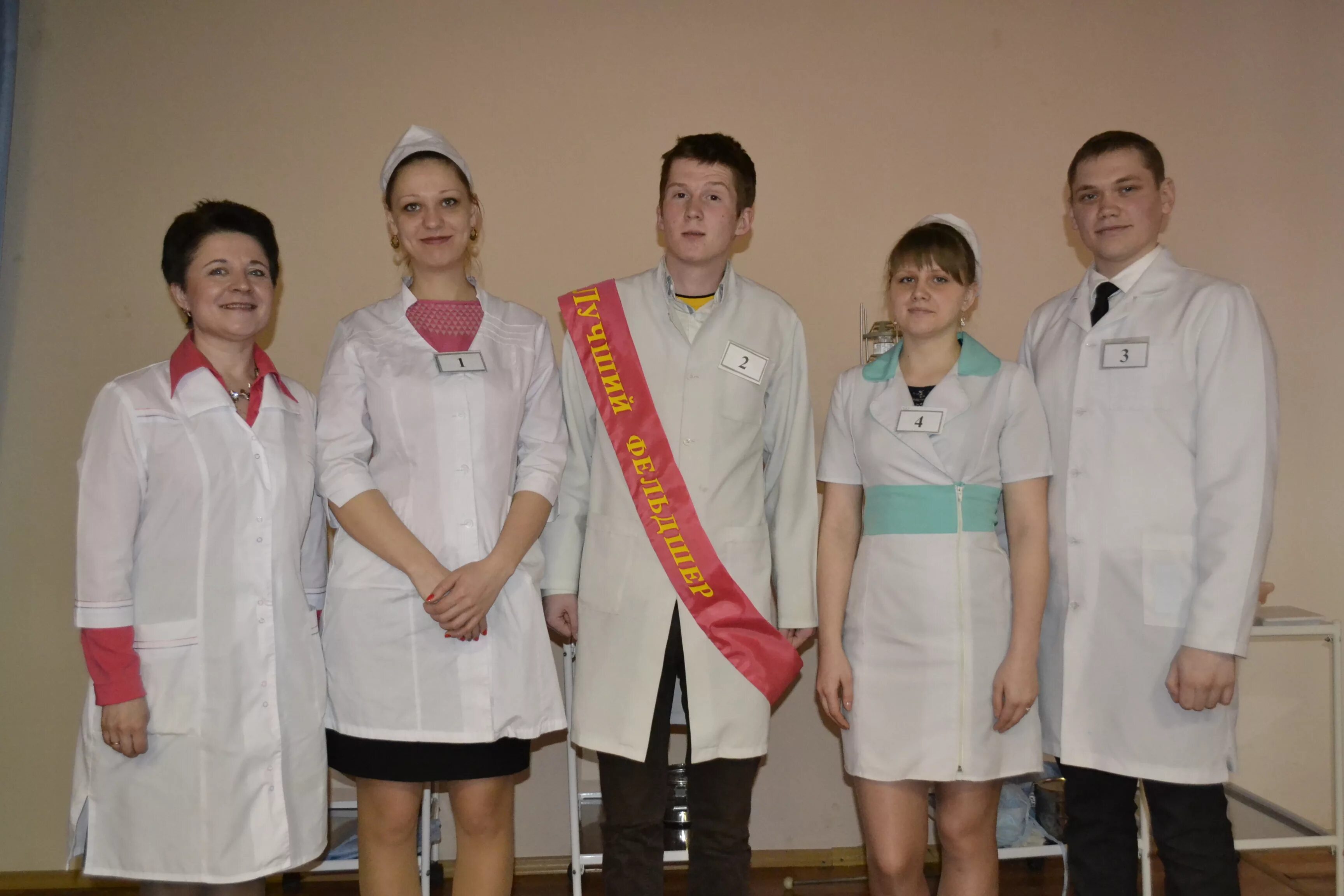 практика фельдшеров на скорой помощи студентам. фельдшер по выпуску. фельдшер по выпуску. колледж 7 медицинский москва официальный сайт. главный фельдшер.