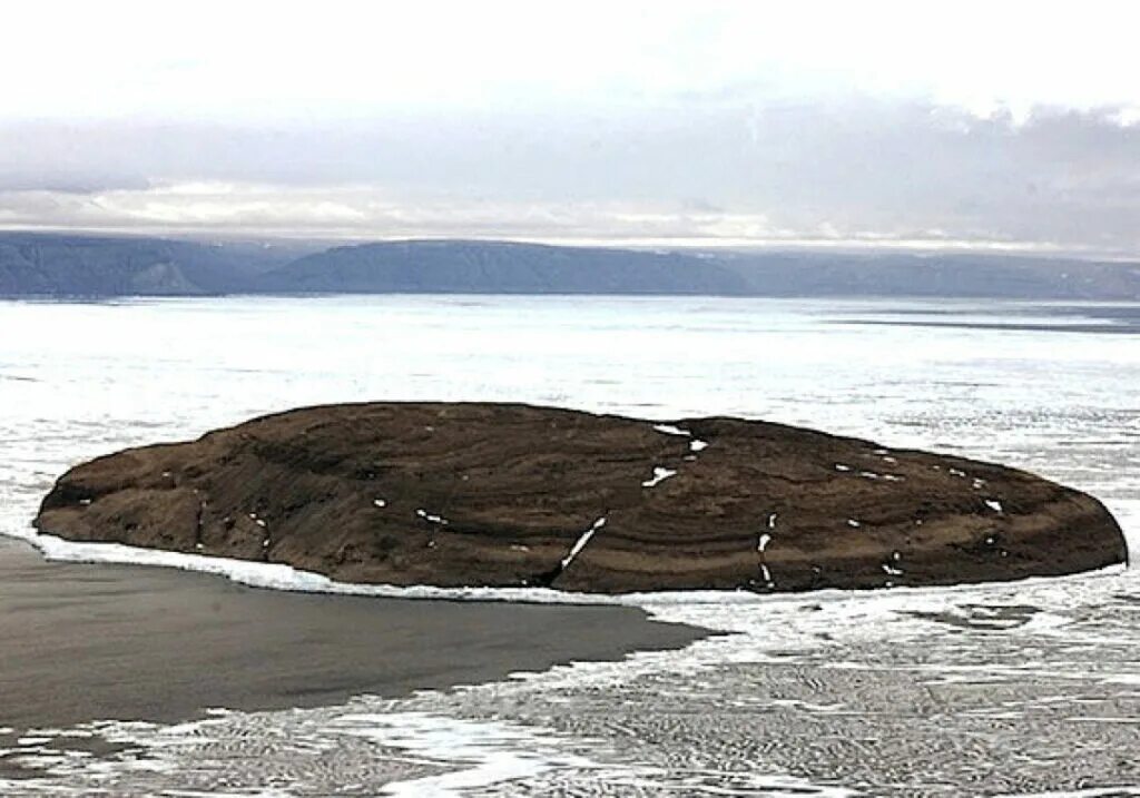 Остров хане. Остров Ханс. Остров Ганса в проливе Кеннеди.