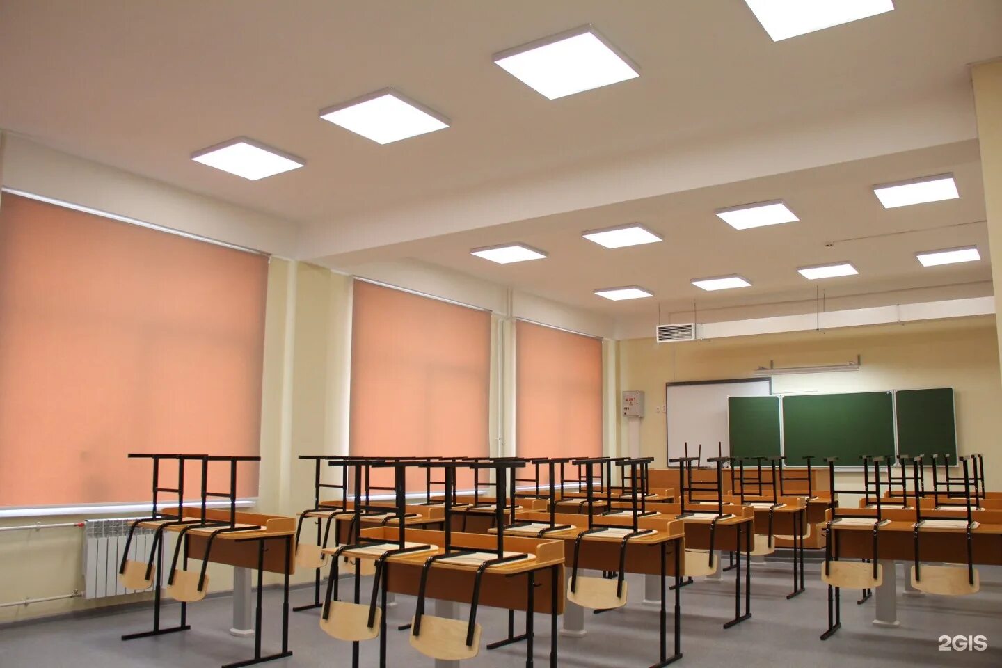 Система освещения школы