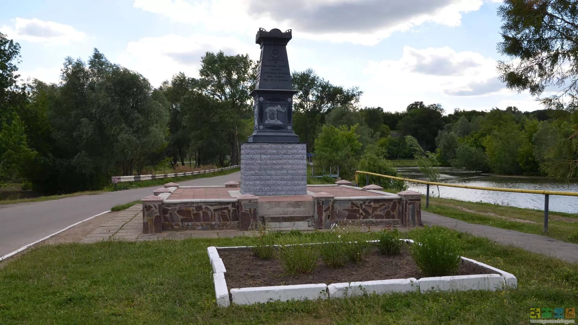 Кулишовка. Кулишовка. Кулишовка. Памятник мамонту в селе кулешовка. Ливенка белгородская область.