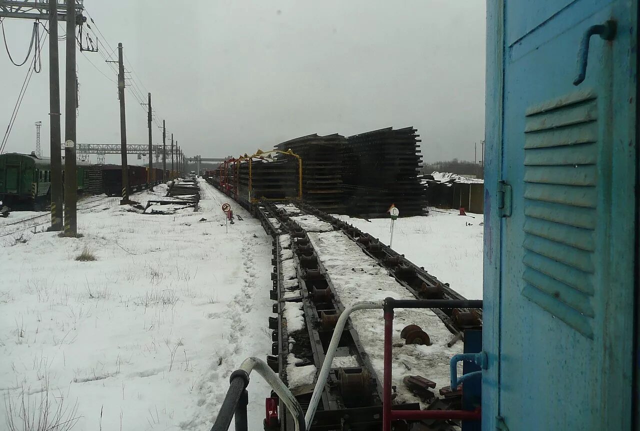 Бесстыковый путь железной дороги. Контролер входного контроля. 44 фз отклонение. Удостоверение осмотрщика ремонтника вагонов. Объявление ржд.