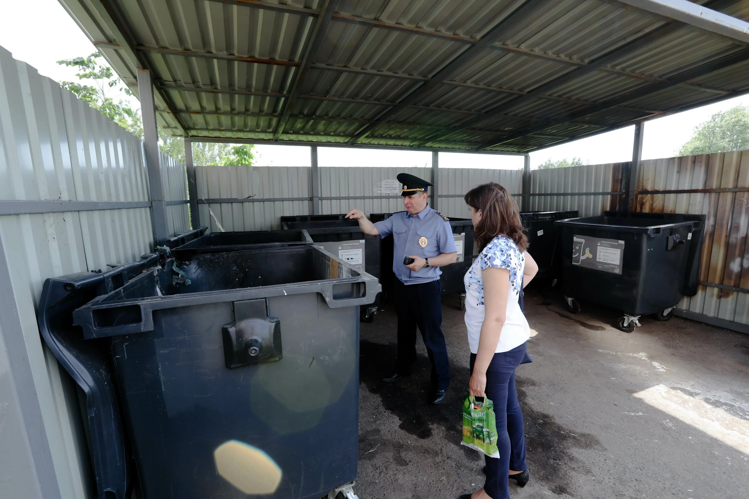 Каширский региональный оператор по вывозу мусора. Мск-нт. Мусоровоз эколайф. Вывоз мусора подольск. Каширский оператор по вывозу.