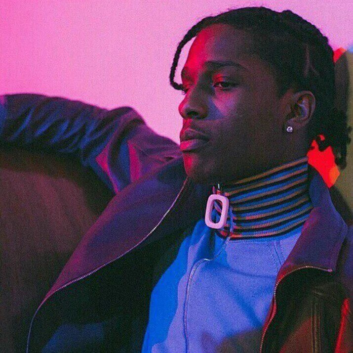 Асап рокки фото. Asap rocky 2024. Asap rocky серьги. Asap rocky анфас. Asap rocky мерседес 190.
