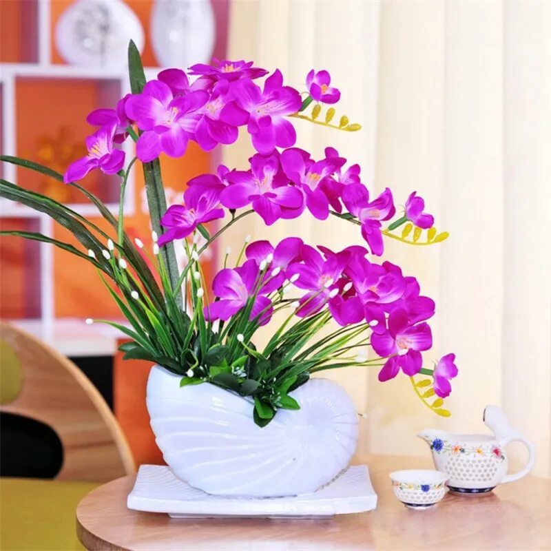 Купить орхидею в горшке в интернете. Орхидея в горшке. Декор цветы в горшках. Интерьерные цветы в горшках. Декоративные цветы в горшках для интерьера.