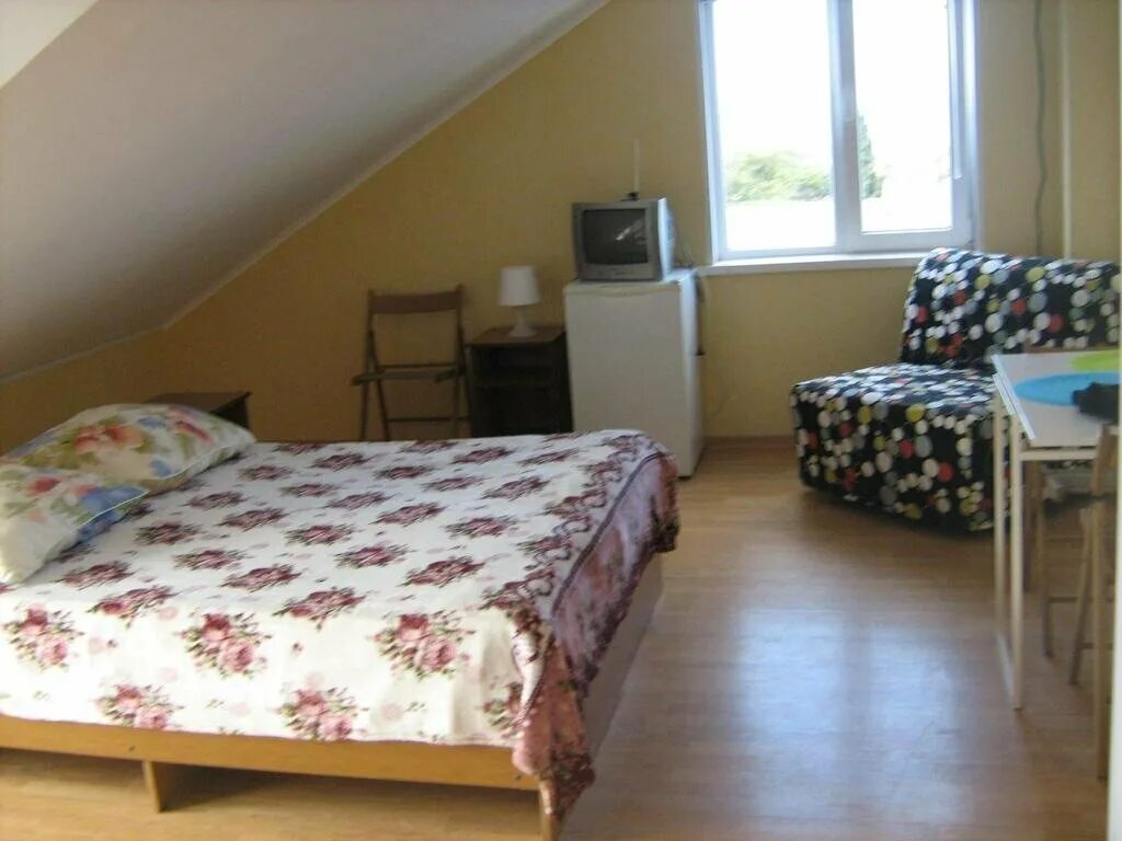 лазаревское б. бризовый 2б лазаревское. континент лазаревское 2022. сочинское шоссе 1б гостевой дом горный. отель континент лазаревское.