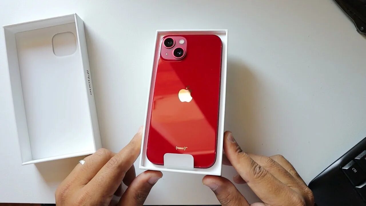 Iphone 13 product red 128. Apple iphone 11 128 гб (product)red. Айфон 13 product red. 13 128 красный. Iphone 13 pro red.
