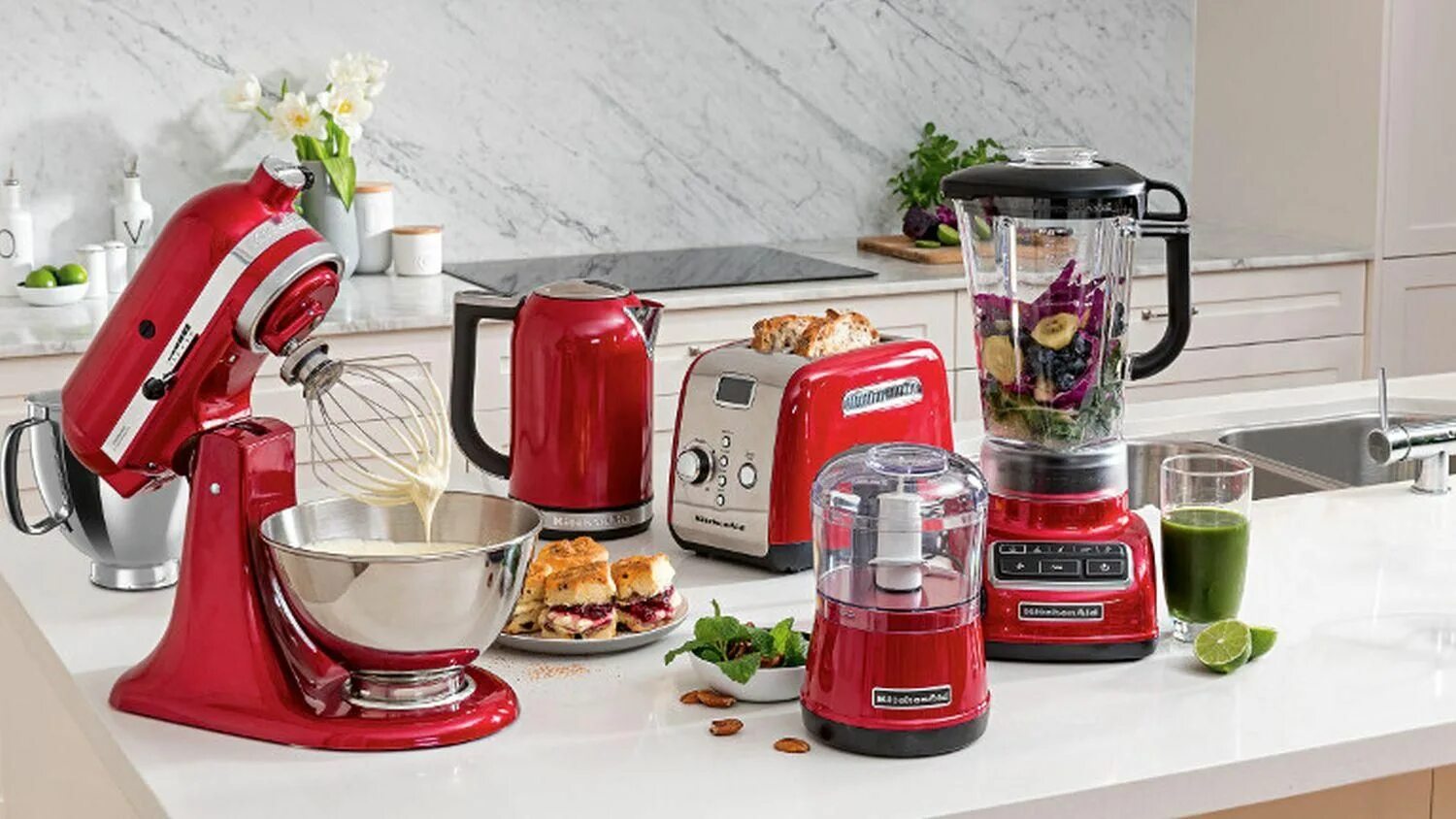 Самая нужная бытовая техника. Kitchenaid 5ksm125. Кухонная машина kitchenaid 5ksm125eob. Кухонный комбайн kitchenaid 5kfp1335ecu. Kitchenaid 5ksm125eac мотор.