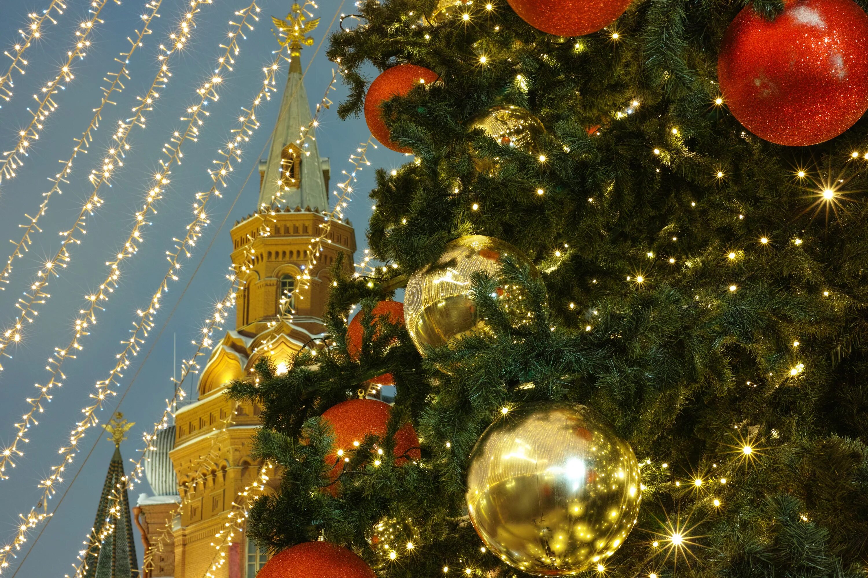 Рождественская елка в россии. Новогодняя елка. Красная площадь новый год. Новогодняя елка на красной площади. Рождество в Москве.