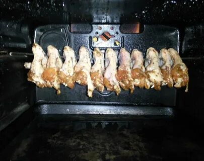 На кухне у любани шашлык