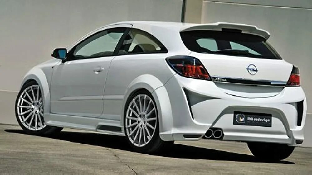 Опель тюнинг купить. Opel Astra h GTC. Opel Astra h GTC обвес. Opel Astra GTC обвес. Opel Astra h GTC 2014.