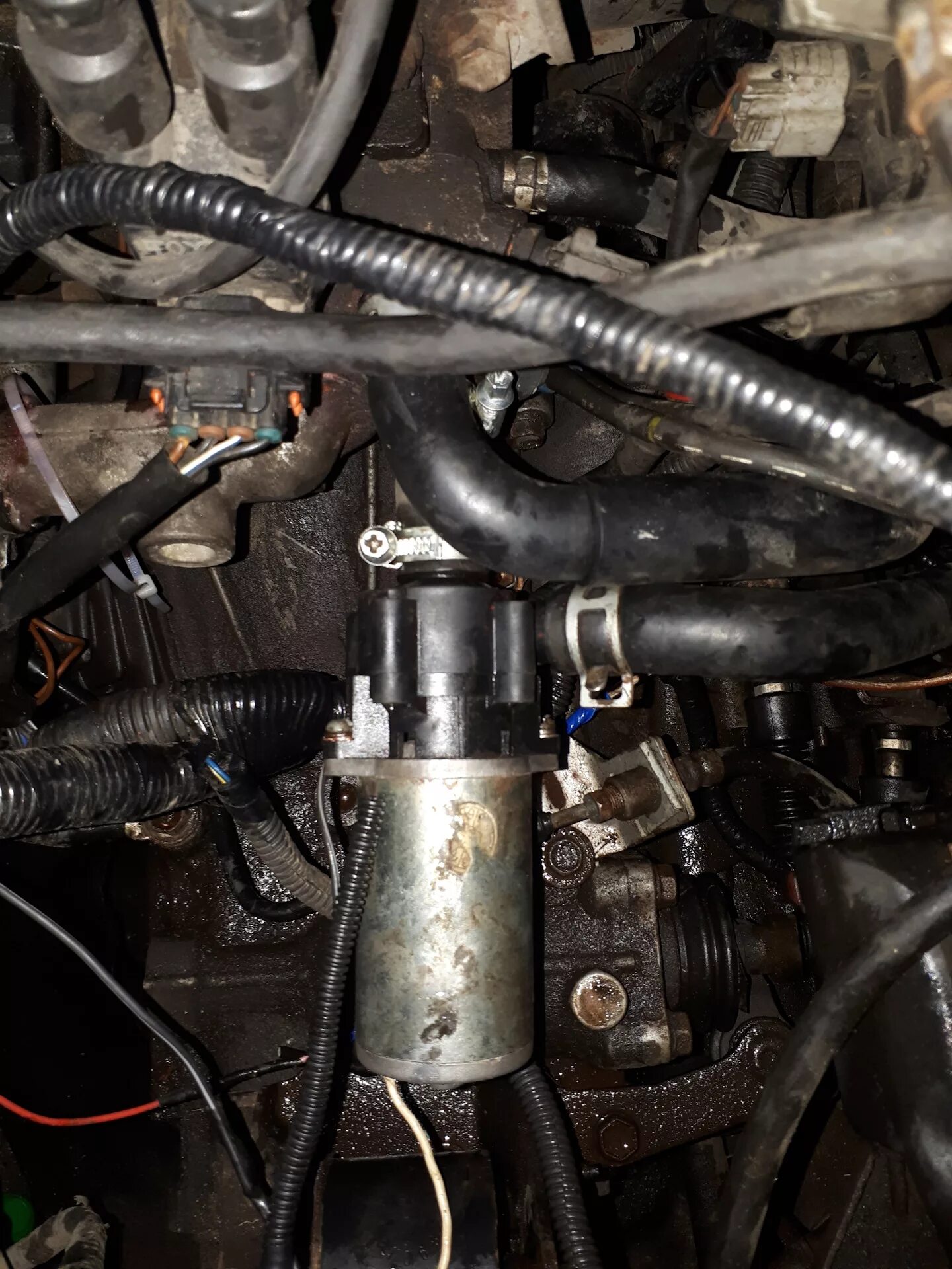 3780 соатэ. Насос отопителя эл. Насос отопителя салона d=20мм 12v газ-3302. Помпа webasto thermo pro 90. Дополнительная помпа на двигатель.